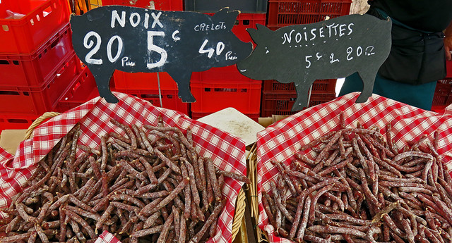 Rouen Farmers Market Sells Sausages 20 for 5 Euros