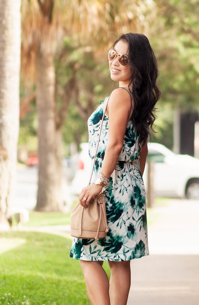 cute & little blog | palm print dress, bucket bag, brown gradiant aviators | summer outfit