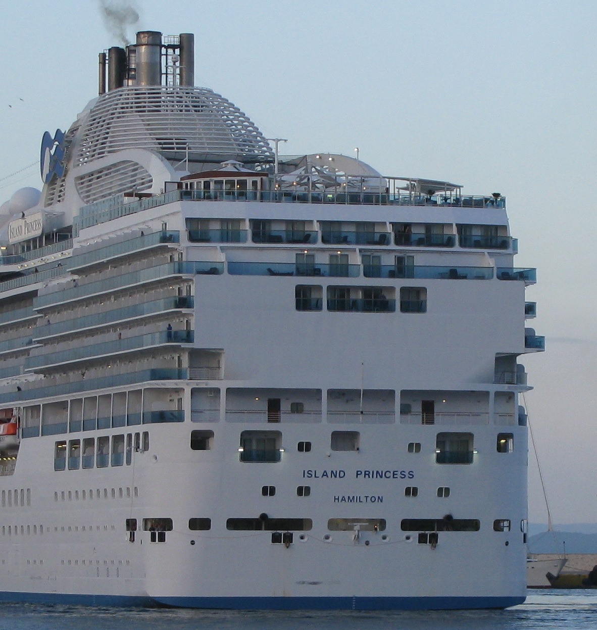 Panama Canal Island Princess Stern Cabins - Princess Cruises ...
