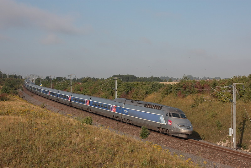 TGV R 4516 + TGV R 4512 / Lesquin