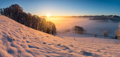 gähwil sanktgallen schweiz ch toggenburg switzerland mist fog sunrise panorama