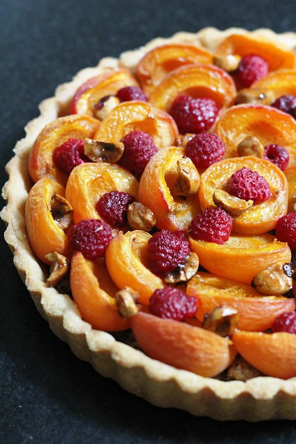 apricot-raspberry tart