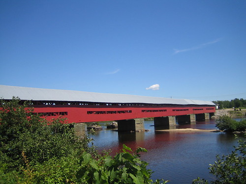 bridge red heritage water river rouge eau transport rivière pont pontiac patrimoine coulonge fortcoulonge pontcouvert