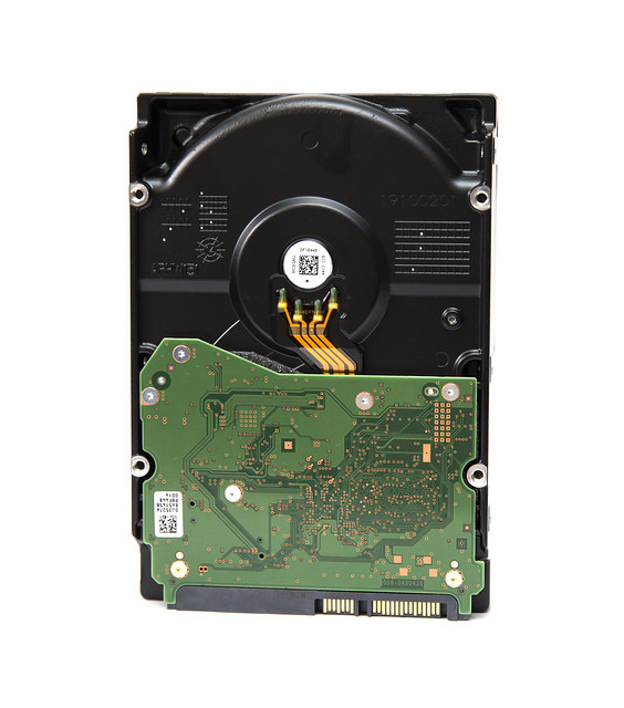 最大最安全！ HGST 3.5 吋氦氣企業級硬碟實測分享 (8TB / 7200 轉 / SATA3) @3C 達人廖阿輝