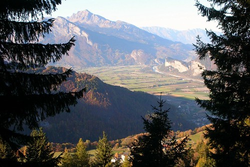 2005 autumn mountain landscape geotagged schweiz switzerland view swiss herbst kecko ostschweiz berge badragaz aussicht rheintal landschaft rhein sargans pfäfers swissphoto rheintalbild geo:lat=46982448 geo:lon=9503195