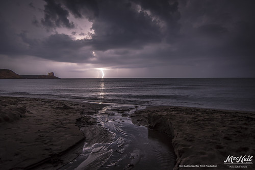 storm beach capebreton lightning nikond810