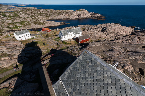 shadow lighthouse view lookout housing lindesnes southernnorway sommer2014