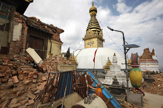 043015-ap-nepal-quake-buddhist-temple-img