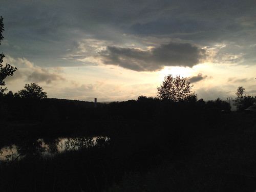 travel sunset summer twilight parkinglot newengland newhampshire july nh coop intransit 2015 lebanonnh iphone5
