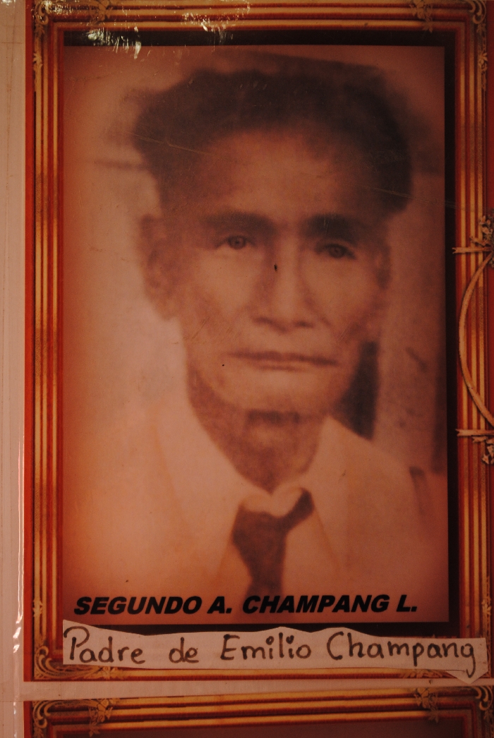 Padre de Emilio Champang