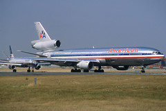 American MD-11 N1752K LHR 12/08/1995
