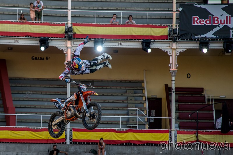 Red bull x-fighters 15
