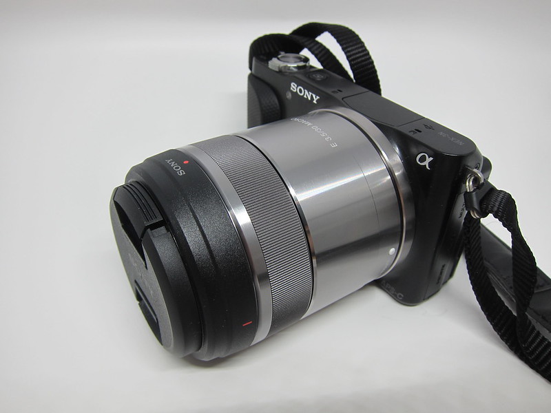 Sony E 30mm F3.5 Macro Lens - With Sony NEX-3N