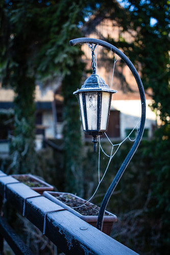 croatia hrvatska rastoke slunj frozen frost lamp light morning winter autumn 2016 detail