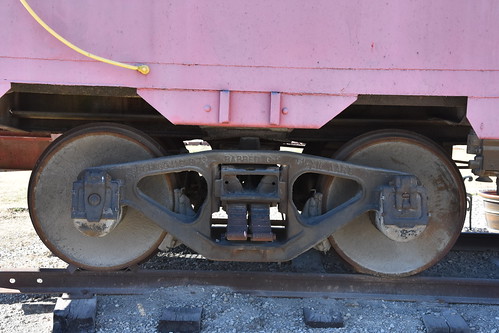 2017 crockermo crockermissouri pulaskicounty normaleasfriscopark friscopark caboose frisco wheels railroad train disused 11648 crocker