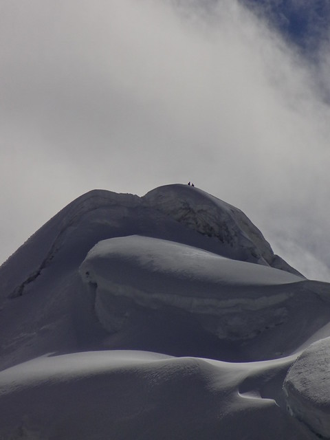 Highlights of the Cordillera Blanca Traverse: Barney & Claus summit Ishinca