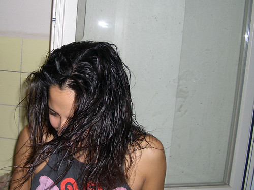 Chiara, Wet Hair