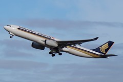 9V-SSC Singapore Airlines Airbus A330-343