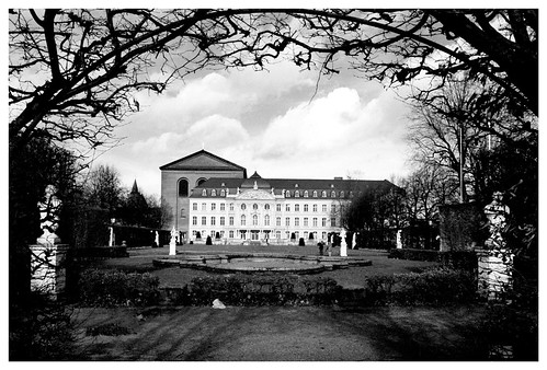 park winter bw architecture fairytale contrast analog germany dark landscape europe shadows empty fear palace t90 frame lonely glimpse rococo trier lysander07 wellframed curiostity