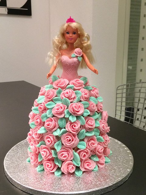 Barbie Cake by Olga Tavares