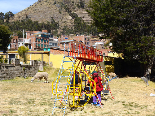 llamas playground