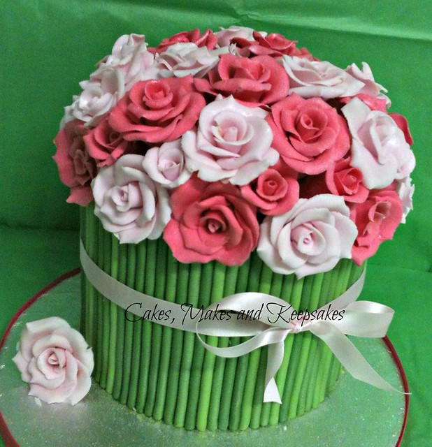 Bunch of Roses Cake by Cakes, Makes and Keepsakes
