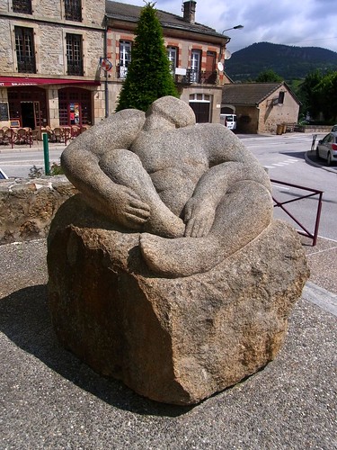 sculpture french village hauteloire stjulienchapteuil yssingeaux rhonealpesauvergne
