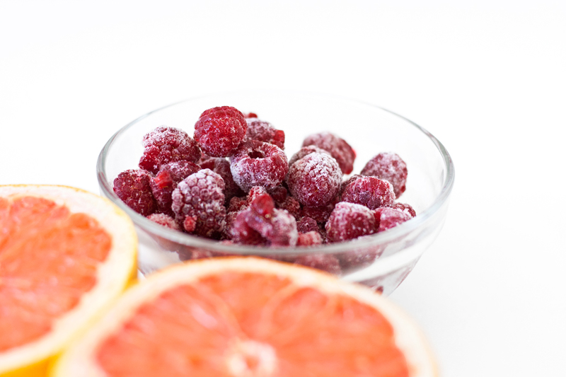 05-smoothie-recipe-grapefruit-raspberry