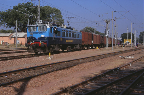 indianrailway dhaulpur railwaysinindia dhaulpur6december1990 6december1990 indianrailwayelocwag220844