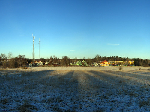 tungelsta view landscape sky blue stationhouse shadow winter frost mrjackfrost december field haninge sweden mycity