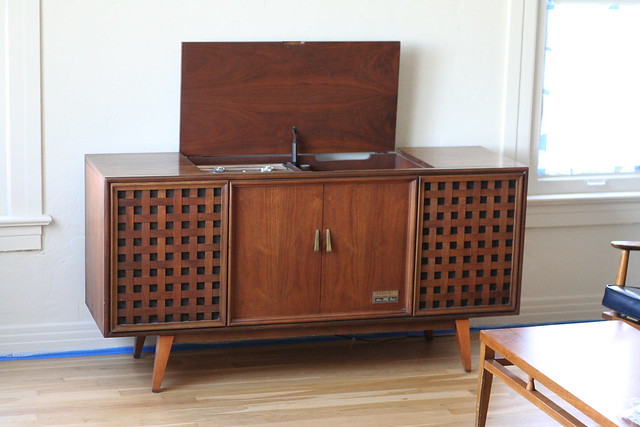 Zenith Stereophonic High Fidelity Phonograph | Flickr ...