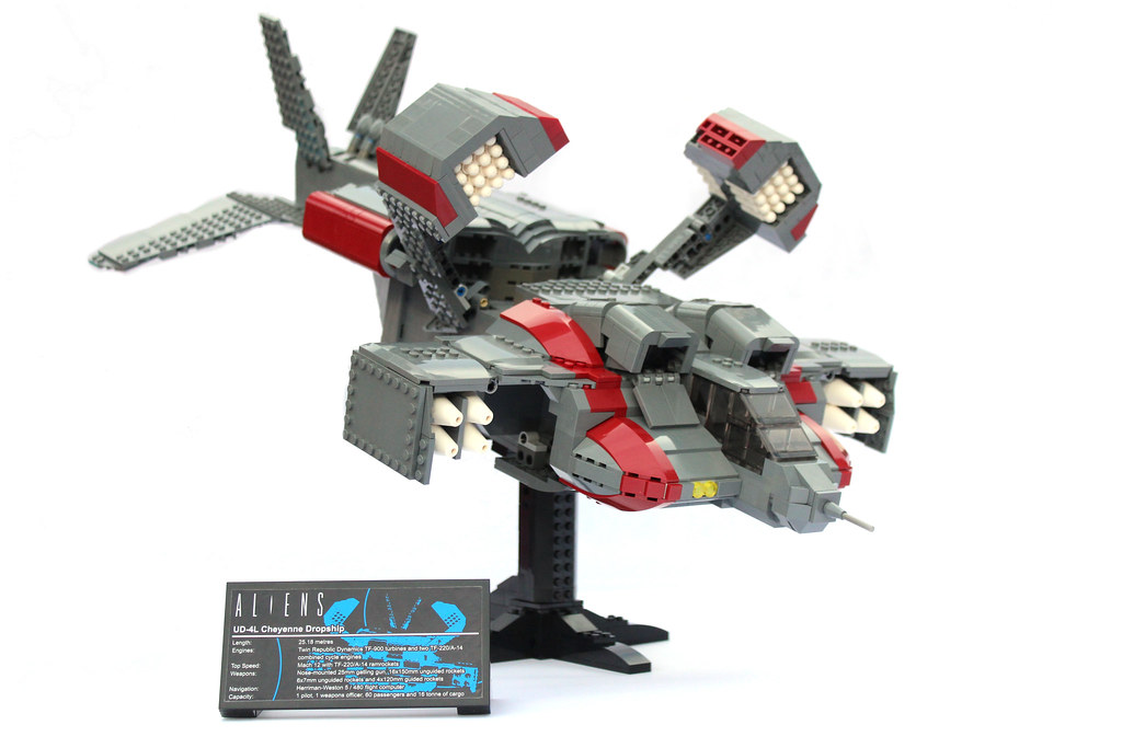 Lego UCS Aliens Dropship