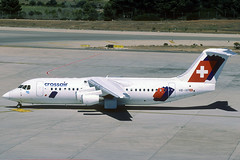 Crossair Avro RJ-100 HB-IXP PMI 05/08/2000