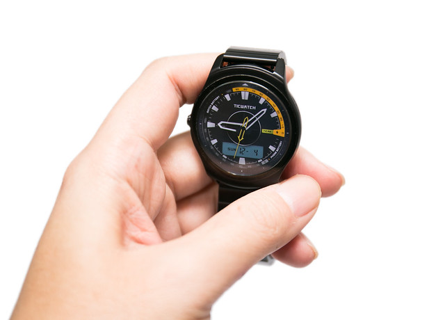 邁向世界！智慧手錶性價比王者 TicWatch 二代國際版開箱！(黑曜鋼版本) @3C 達人廖阿輝