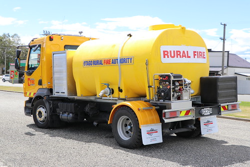volvo fl240 rural fire water tanker otago authority tapanui volunteer brigade central new zealand