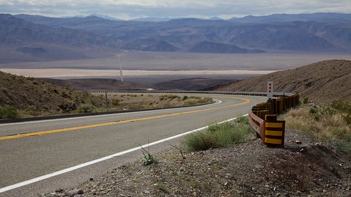 road mountains unitedstates desert reflectors deathvalleynationalpark panamintsprings canonef24105mmf4lis