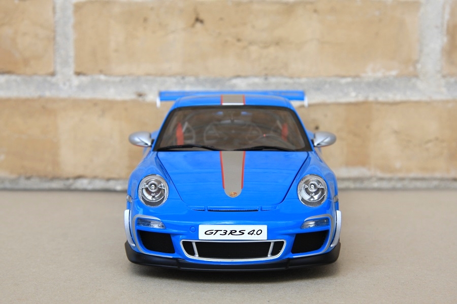 AUTOart 1:18 Porsche 911 (997) GT3 RS 4.0 (light blue