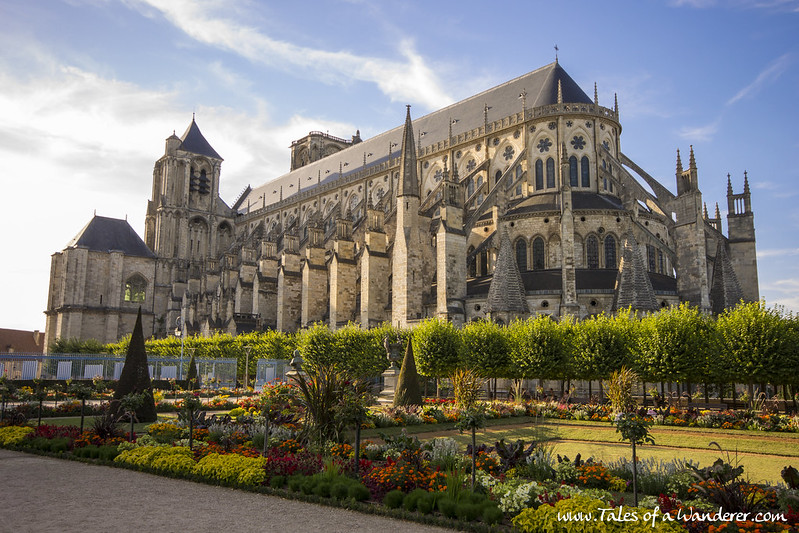 BOURGES