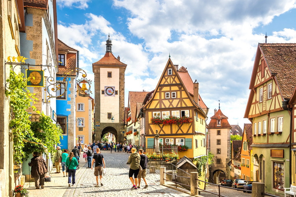 Rothenburg, un régal de rues étroites et de maisons à colombages et toits pointus