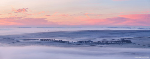 castleton england unitedkingdom mamtor mist inversion sunrise derbyshire peakdistrict