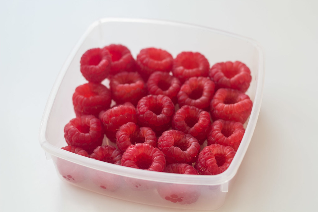 Recipe for Homemade Chocolate-Filled Raspberries