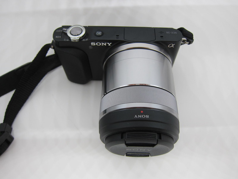 Sony E 30mm F3.5 Macro Lens - With Sony NEX-3N