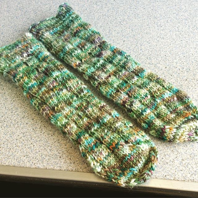 A fine day for FO's here on the train! Spiral rib tube socks for toddlers.