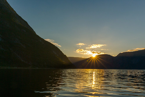 fjord eidfjord scenery sunset water sunstar nopeople norway landscape hordaland no