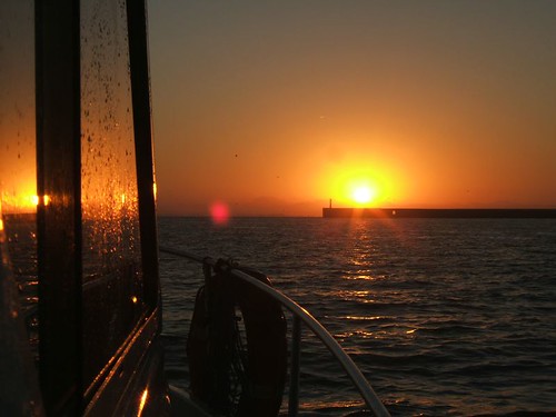 españa sunrise bay boat mar fishing andalucía spain barca barco amanecer bahia cadiz wwb iamflickr algunasdemisfavoritas