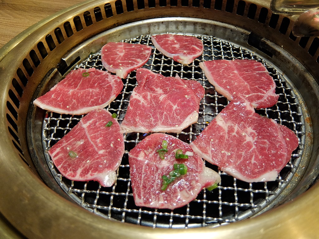 高雄-夢時代-牛角日式燒肉專門店|吃到飽
