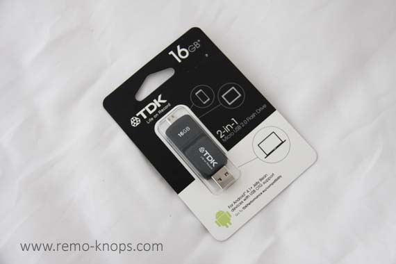 TDK 2-in-1 Micro USB 2.0 Flash Drive 4454
