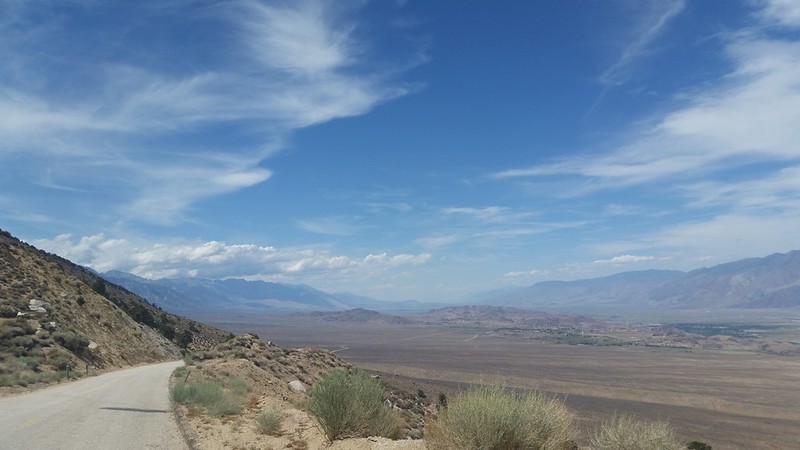 Another nice view north as we descend on Horseshoe Meadows Road, with Lone Pine on the right.