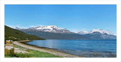 panorama seascape norge storfjorden lyngenalps