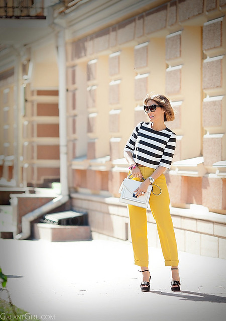 cropped-striped-top-asos-high-waist-trousers-chic-summer-outfit-by-fashion-blogger-galant-girl